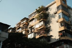 Czystość na osiedlu - przekonaj się, jak zadbać o porządek w częściach wspólnych!